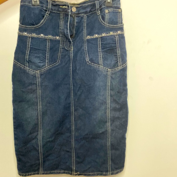 Cal Fashion Denim Skirt - Picture 1 of 2